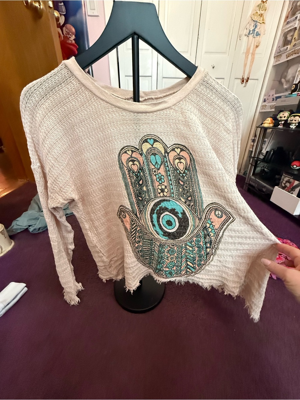 Lauren Moshi Women's Cream Long-Sleeve Boho Hamsa Graphic Top